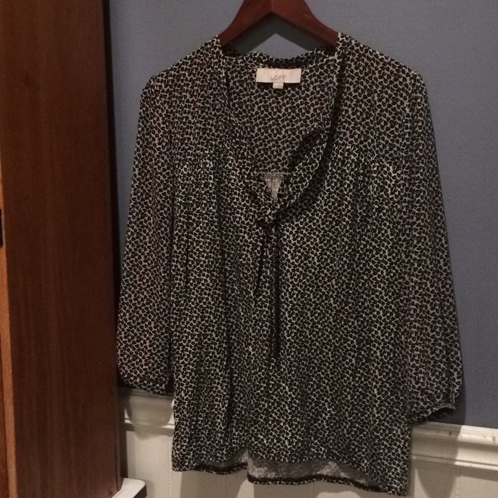 Loft Size Large Black & White Blouse